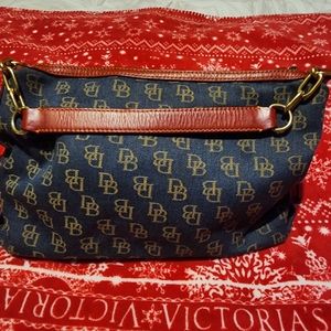 Dooney & bourke